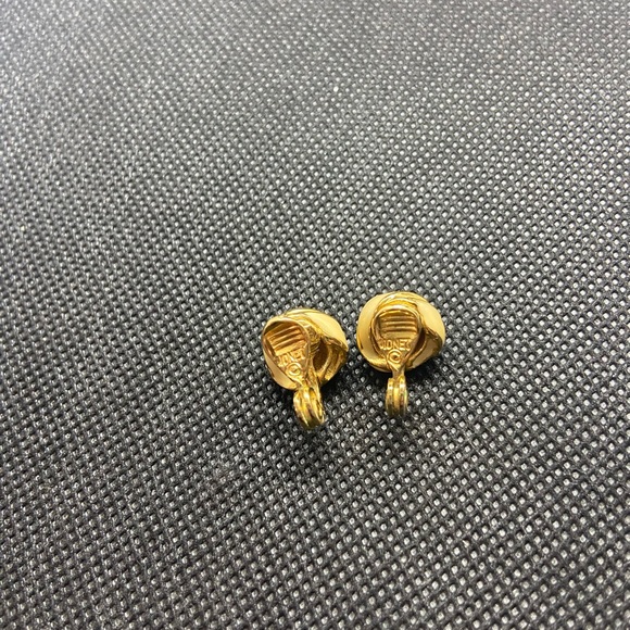 Vintage Monet Earrings - Picture 3 of 4